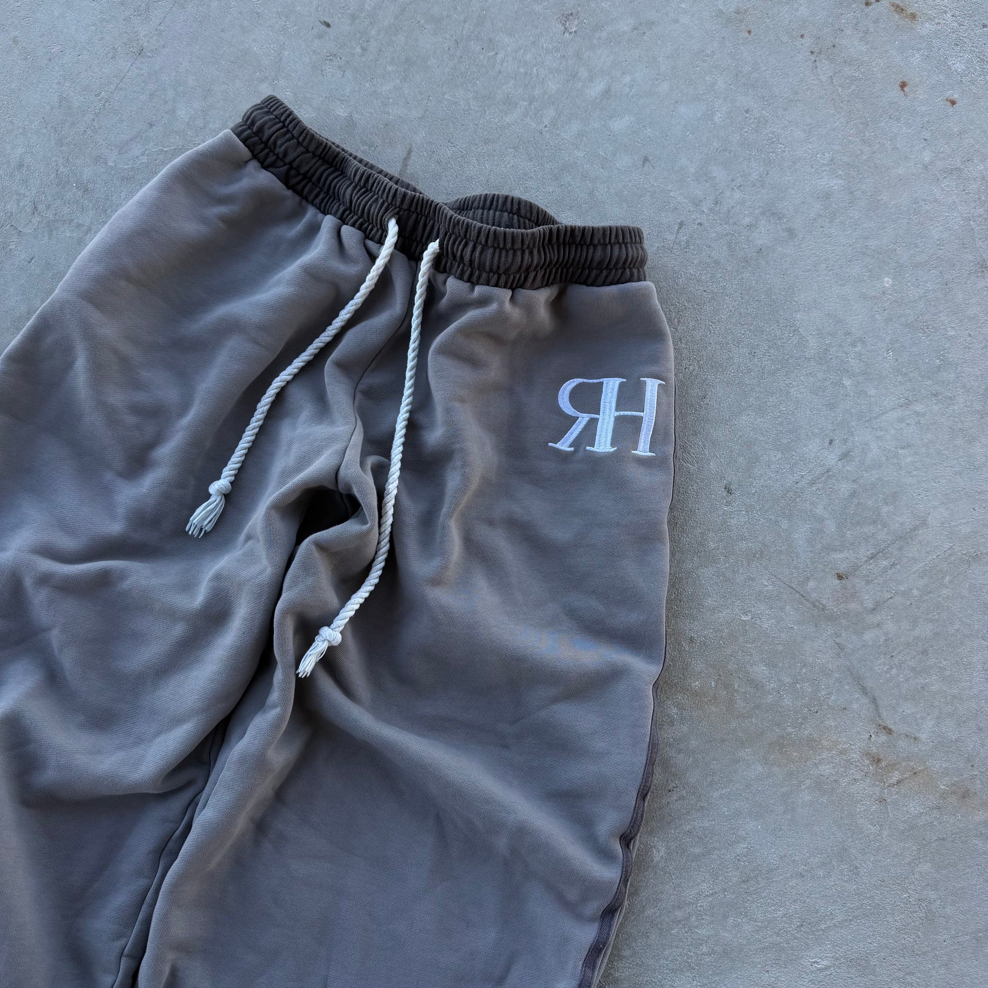 "RHTS" SWEATS
